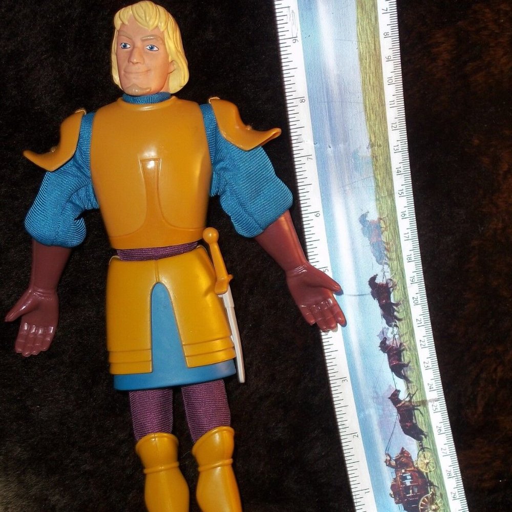 Disney Hunchback of Notre Dame Phoebus dali clopin toy figure